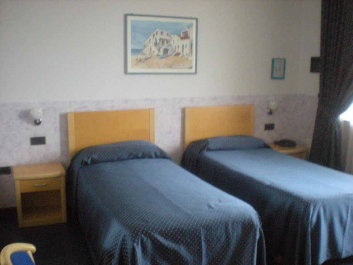 Hotel Roma Буссоленго Номер фото