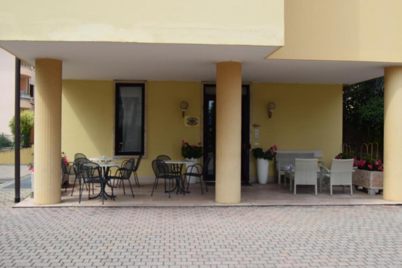 Hotel Roma Буссоленго Экстерьер фото